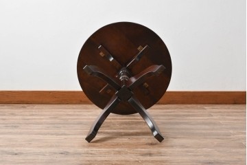 中古　希少な廃番品!!　北海道民芸家具　深みのある丸天板と重厚な挽物脚が味わい深いサイドテーブル　(R-085381)