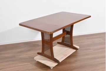 中古　美品　三越家具　カントリーハウス　Brugge(ブルージュ)　編み込みの脚部デザインが涼しげなバタフライテーブル　(R-085383)