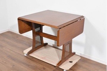 中古　美品　三越家具　カントリーハウス　Brugge(ブルージュ)　編み込みの脚部デザインが涼しげなバタフライテーブル　(R-085383)