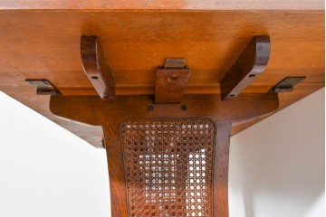 中古　美品　三越家具　カントリーハウス　Brugge(ブルージュ)　編み込みの脚部デザインが涼しげなバタフライテーブル　(R-085383)