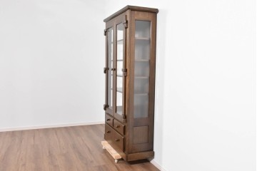 中古　超美品　KASHIWA(柏木工)　WILDERNESS(ウィルダネス)　堅牢な造りと重厚な意匠が魅力のキャビネット　(R-085384)