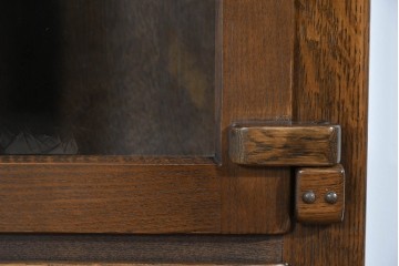 中古　超美品　KASHIWA(柏木工)　WILDERNESS(ウィルダネス)　堅牢な造りと重厚な意匠が魅力のキャビネット　(R-085384)