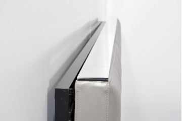 中古　展示品　超美品‼　Cassina(カッシーナ)　 L26 VOLAGE(ヴォラージュ)　ローナロウヘッドボードタイプのベッドフレーム(キングサイズ)　現行定価約260万円相当　(R-085386)