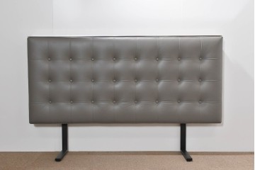 中古　展示品　超美品‼　Cassina(カッシーナ)　 L26 VOLAGE(ヴォラージュ)　ローナロウヘッドボードタイプのベッドフレーム(キングサイズ)　現行定価約260万円相当　(R-085386)