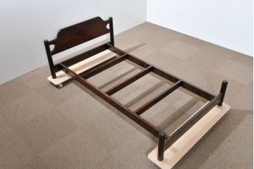 中古　美品　松本民芸家具　637型ベッドS　シンプルで飽きのこないデザインが魅力のシングルベッドフレーム　(R-085389)