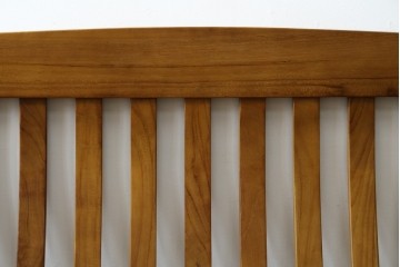 中古　美品　希少な廃番品　チーク無垢材　SCANTEAK(スキャンティーク)　天然木の温もりを感じられるダブルサイズのベッドフレーム　(R-085391)