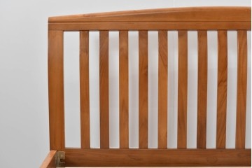 中古　美品　希少な廃番品　チーク無垢材　SCANTEAK(スキャンティーク)　天然木の温もりを感じられるダブルサイズのベッドフレーム　(R-085391)