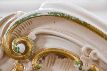 中古　イタリア高級家具　SILIK(シリック)　ロココ調装飾が華やかなベッドフレーム(キングサイズ)　定価約125万円相当　(R-085394)