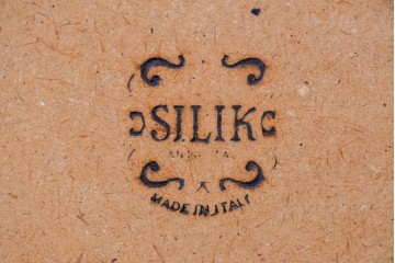 中古　イタリア高級家具　SILIK(シリック)　ロココ調装飾が華やかなベッドフレーム(キングサイズ)　定価約125万円相当　(R-085394)