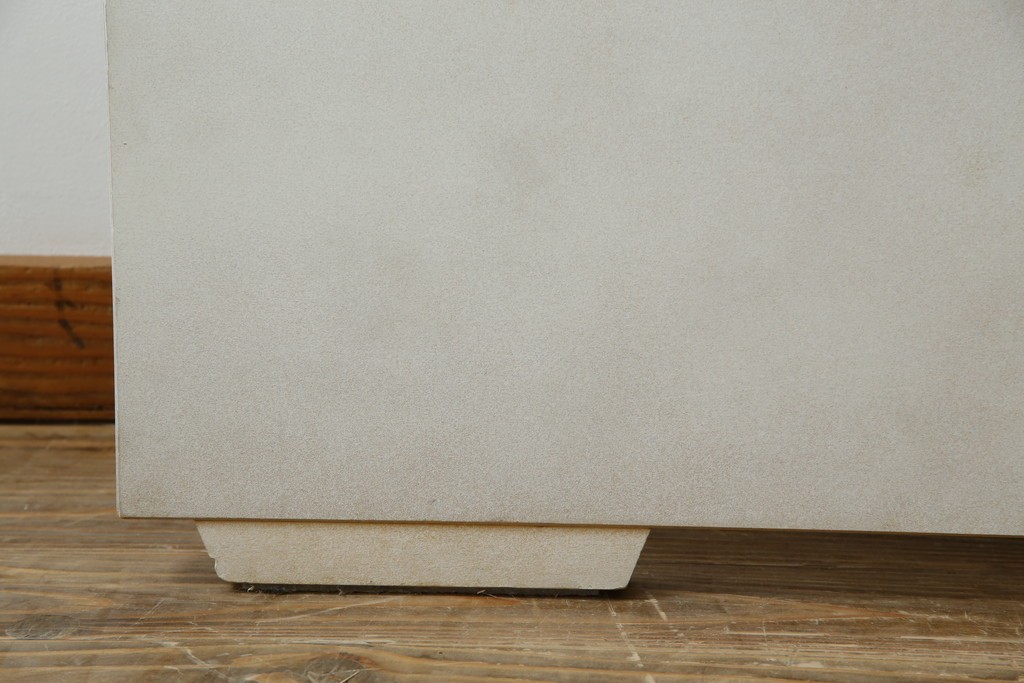 中古　イタリア高級家具　SILIK(シリック)　ロココ調装飾が華やかなキングサイズのベッドフレーム　定価約125万円相当　(R-085394)