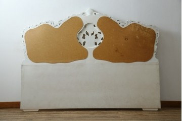 中古　イタリア高級家具　SILIK(シリック)　ロココ調装飾が華やかなキングサイズのベッドフレーム　定価約125万円相当　(R-085394)