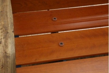 中古　イタリア製　Flou(フルー)　Tadao (タダオ)　Vico Magistretti(ヴィコ・マジストレッティ)　直線的な統一されたラインが美しいキングサイズのベッドフレーム　定価約55万円　(R-085396)