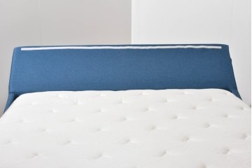 中古　DeRUCCI(デルッチ/慕思)のベッドフレームとREGALIA(レガリア)のマットレスのセット(クイーンサイズ)　セット定価約43万円相当　(R-085397)