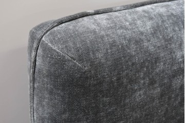 中古　美品　展示品　Armonia(アルモニア)　収納スペースを備えたキングサイズのベッドフレーム　定価約25万円　(R-085400)