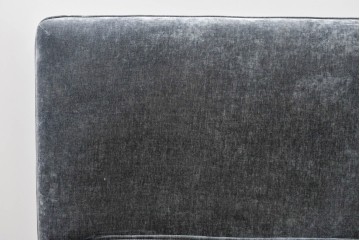 中古　美品　展示品　Armonia(アルモニア)　収納スペースを備えたキングサイズのベッドフレーム　定価約25万円　(R-085400)