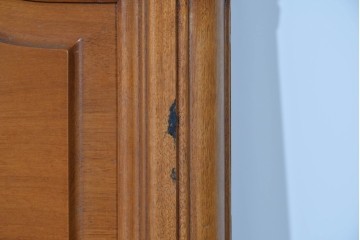 中古　横浜クラシック家具 ダニエル(Daniel)　面取り装飾の柔らかな曲線が魅力のヘッドボード　(R-085404)