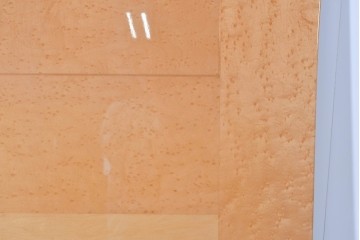 中古　美品　希少なバーズアイ(鳥眼杢)に美しい鏡面仕上げが施されたヘッドボード　(R-085405)