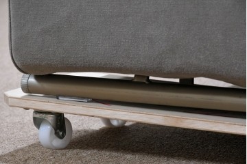 中古　イタリア　フレックスフォルム(Flexform)　日本ベッド製マットレス付き　上質なファブリック張りのキングサイズベッド　定価約95万円　(R-085406)