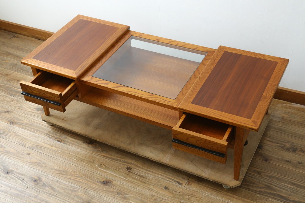 中古　美品　ACME Furniture(アクメ ファニチャー)　JETTY(ジェッティ)　見せる収納が楽しめるガラス天板のコーヒーテーブル　定価約12万円　(R-085408)