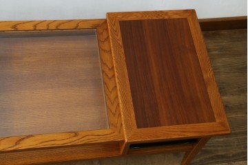 中古　美品　ACME Furniture(アクメ ファニチャー)　JETTY(ジェッティ)　見せる収納が楽しめるガラス天板のコーヒーテーブル　定価約12万円　(R-085408)