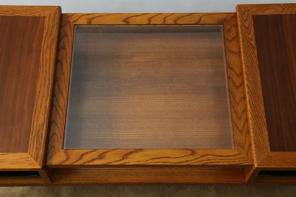 中古　美品　ACME Furniture(アクメ ファニチャー)　JETTY(ジェッティ)　見せる収納が楽しめるガラス天板のコーヒーテーブル　定価約12万円　(R-085408)