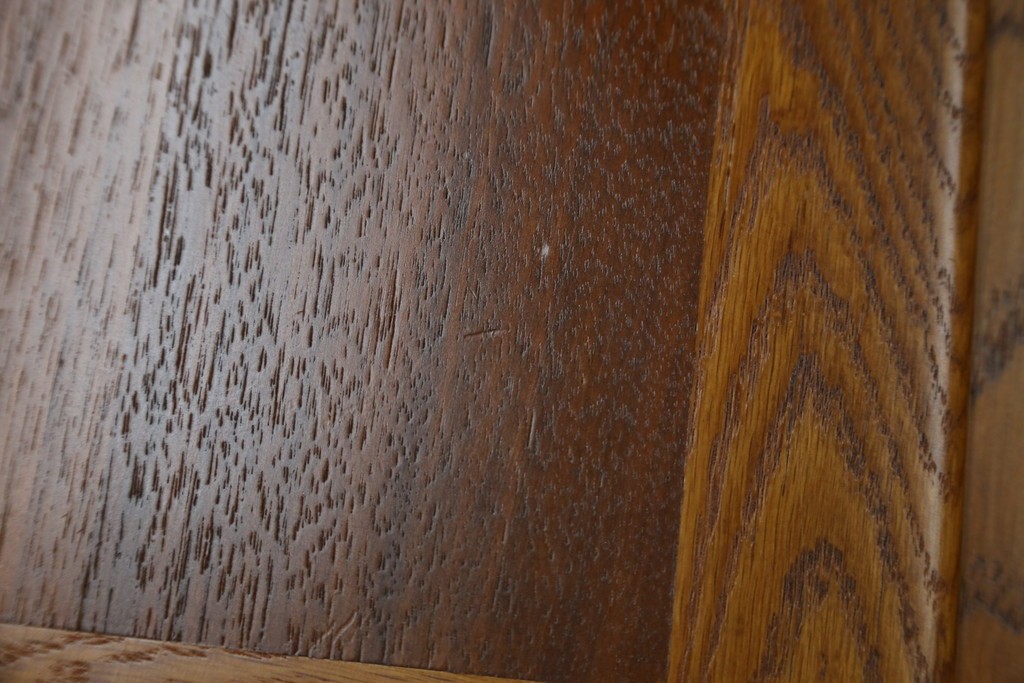 中古　美品　ACME Furniture(アクメ ファニチャー)　JETTY(ジェッティ)　見せる収納が楽しめるガラス天板のコーヒーテーブル　定価約12万円　(R-085408)