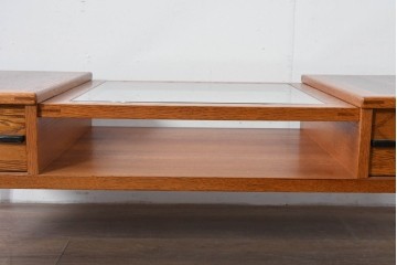 中古　美品　ACME Furniture(アクメ ファニチャー)　JETTY(ジェッティ)　見せる収納が楽しめるガラス天板のコーヒーテーブル　定価約12万円相当　(R-085408)