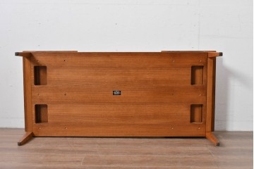 中古　美品　ACME Furniture(アクメ ファニチャー)　JETTY(ジェッティ)　見せる収納が楽しめるガラス天板のコーヒーテーブル　定価約12万円相当　(R-085408)