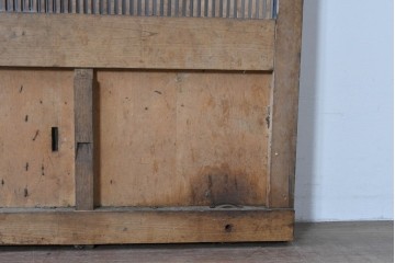 和製アンティーク　明治～大正期　格子意匠が味わい深い格子蔵戸1枚　(R-085409)