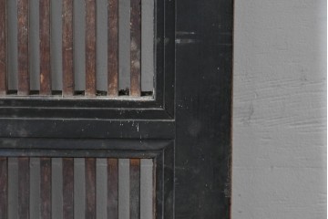 和製アンティーク　明治～大正期　格子意匠が味わい深い格子蔵戸1枚　(R-085409)