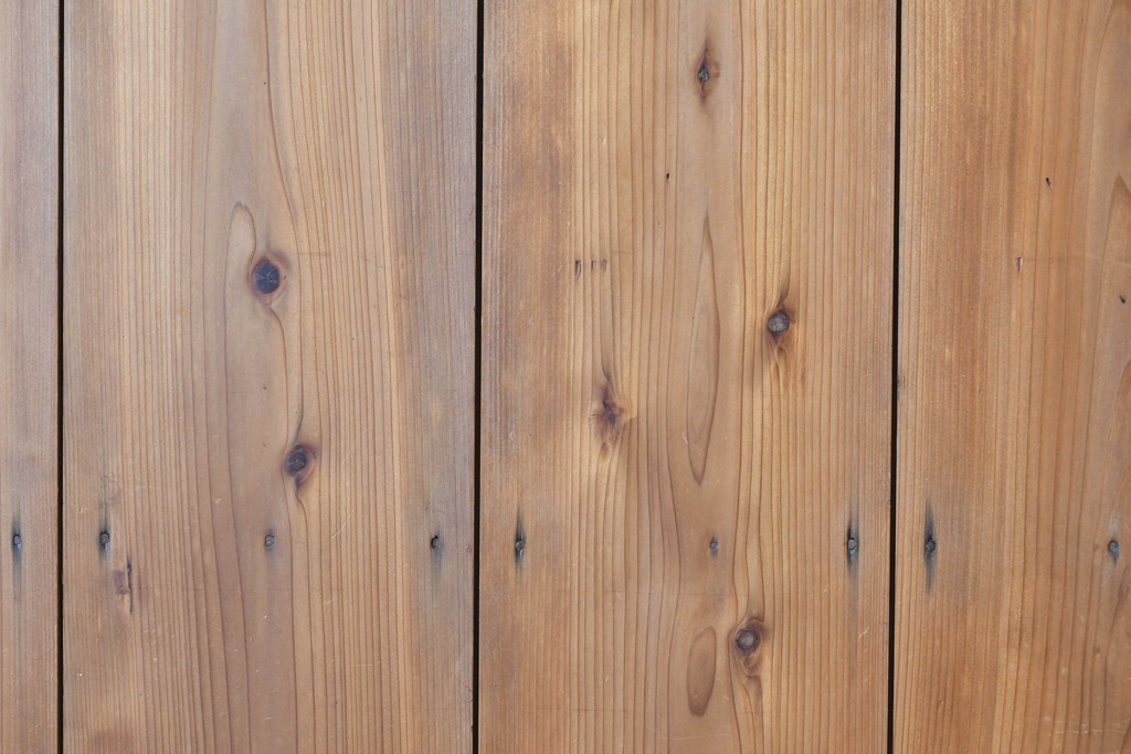 アンティーク建具　素朴な木肌と腰金物が印象的な蔵戸1枚　(R-085412)