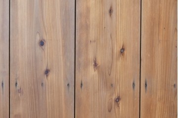 アンティーク建具　素朴な木肌と腰金物が印象的な蔵戸1枚　(R-085412)