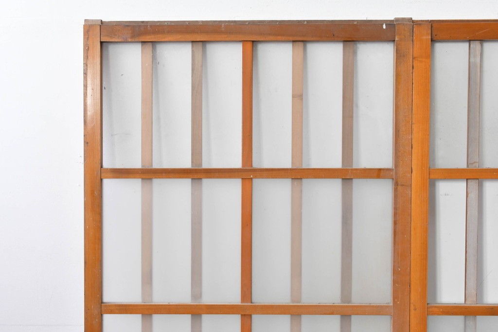 ヴィンテージ建具　縦桟の意匠が素朴なガラス入り玄関戸2枚セット　(R-085413)