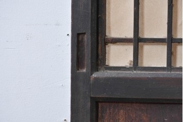 アンティーク建具　縦桟格子がすっきりとした印象の障子帯戸1枚　(R-085417)