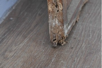 アンティーク建具　大正ロマン　型板ガラスを組み込んだ引き戸1枚　(R-085418)