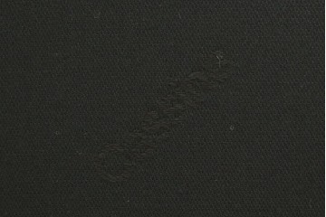 中古　美品　Cassina(カッシーナ)　ル・コルビュジエ(Le Corbusier)デザイン　グランコンフォール　LC2　モダンデザインの1人掛けソファ　(R-085421)