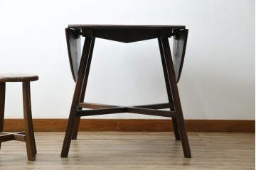 イギリスヴィンテージ　アーコール(ERCOL)　シンプルで機能性の良いバタフライテーブル　(R-085424)