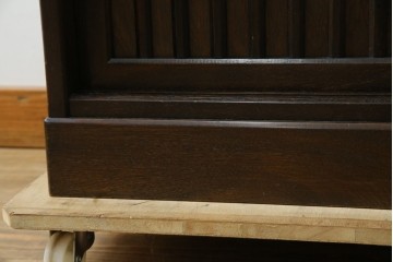 中古　美品　良品　国産　職人手作り品　前面格子戸の水屋箪笥食器棚　定価推定約25万円以上　(R-085425)