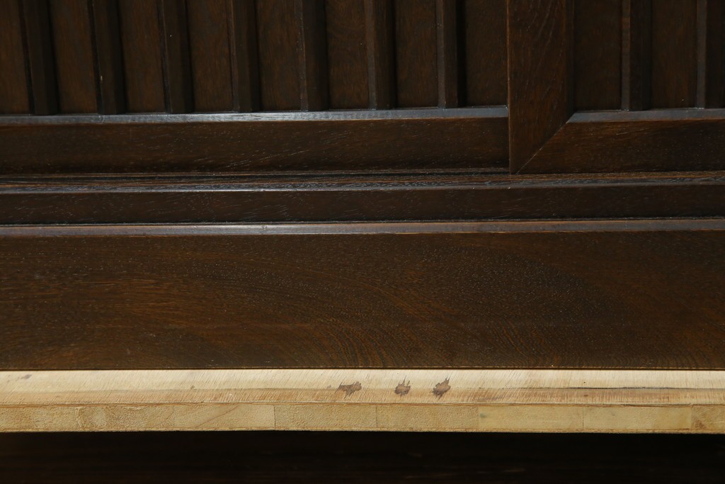 中古　美品　良品　国産　職人手作り品　前面格子戸の水屋箪笥食器棚　定価推定約25万円以上　(R-085425)