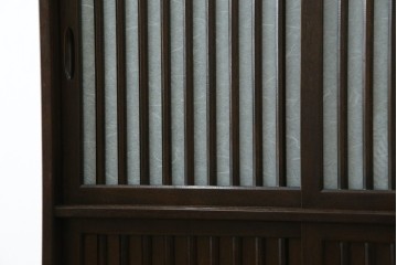 中古　美品　良品　国産　職人手作り品　前面格子戸の水屋箪笥食器棚　定価推定約25万円以上　(R-085425)