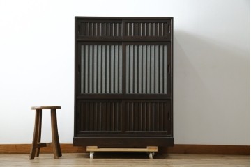 中古　美品　良品　国産　職人手作り品　前面格子戸の水屋箪笥食器棚　定価推定約25万円以上　(R-085425)