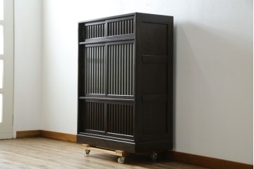 中古　美品　良品　国産　職人手作り品　前面格子戸の水屋箪笥食器棚　定価推定約25万円以上　(R-085425)