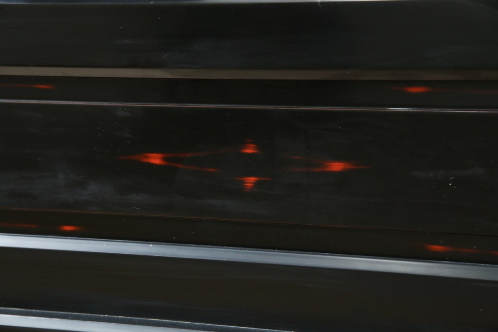 和製ヴィンテージ　井波彫刻　在銘作家物　新規制作で250万円以上相当の逸品!!　時代物の龍虎図衝立　(R-085427)