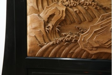 和製ヴィンテージ　井波彫刻　在銘作家物　新規制作で250万円以上相当の逸品!!　時代物の龍虎図衝立　(R-085427)