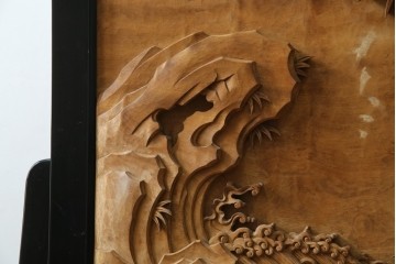 和製ヴィンテージ　井波彫刻　在銘作家物　新規制作で250万円以上相当の逸品!!　時代物の龍虎図衝立　(R-085427)