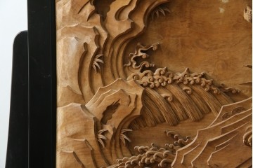 和製ヴィンテージ　井波彫刻　在銘作家物　新規制作で250万円以上相当の逸品!!　時代物の龍虎図衝立　(R-085427)