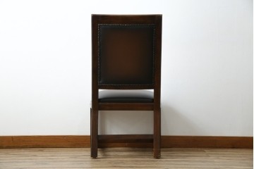 中古　THEODORE ALEXANDER(セオドア・アレキサンダー)　重厚な木フレームとレザー張りが上品なチェア　(R-085428)