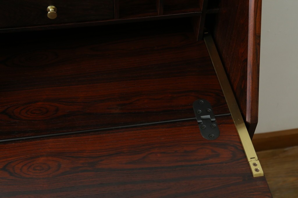 和製ヴィンテージ　美品　山品木工(YAMASHINA)　ローズウッド　上質な木目のスタイリッシュなライティングビューロー　(R-085429)
