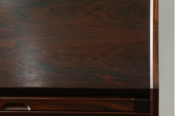 和製ヴィンテージ　美品　山品木工(YAMASHINA)　ローズウッド　上質な木目のスタイリッシュなライティングビューロー　(R-085429)