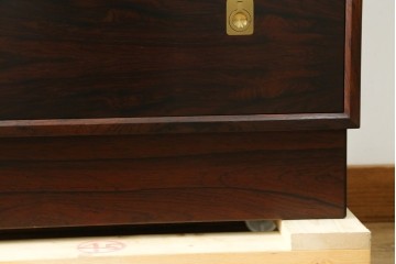 和製ヴィンテージ　美品　山品木工(YAMASHINA)　ローズウッド　上質な木目のスタイリッシュなライティングビューロー　(R-085429)